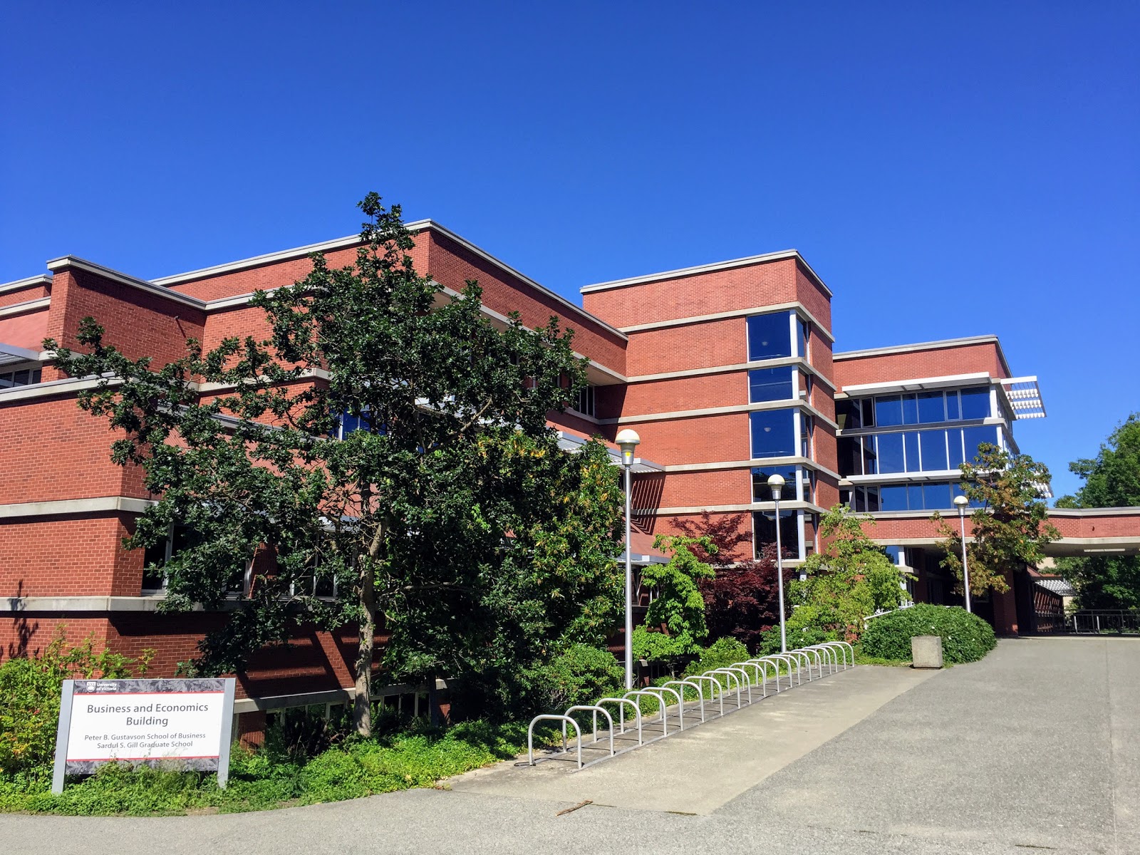 Business-Peter-B.-Gustavson-School-of-Business.jpg
