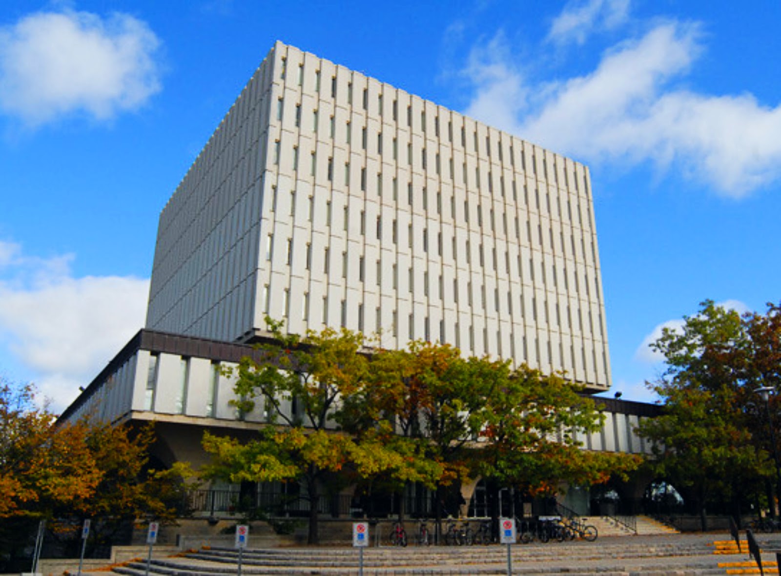 Business-University-of-Waterloo.jpg