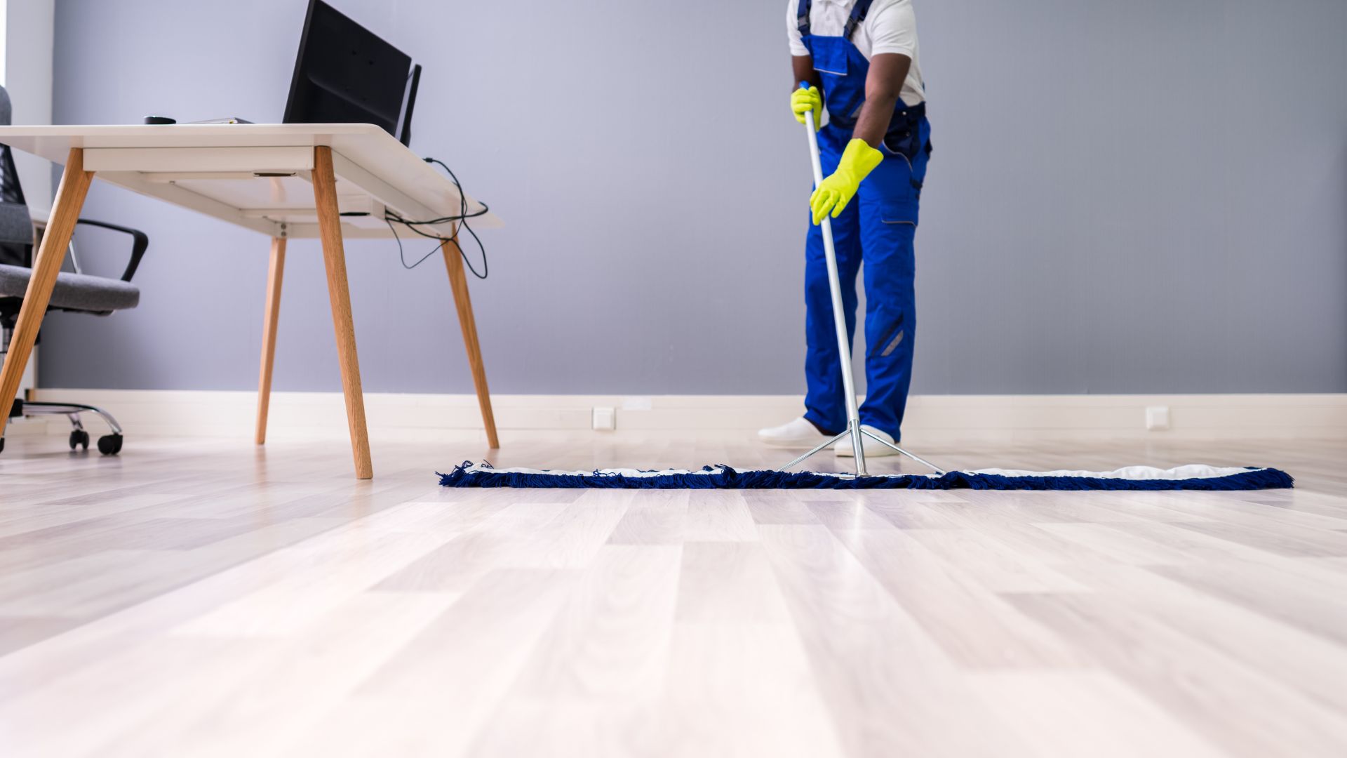 How do I clean my laminate flooring - Laminate Flooring